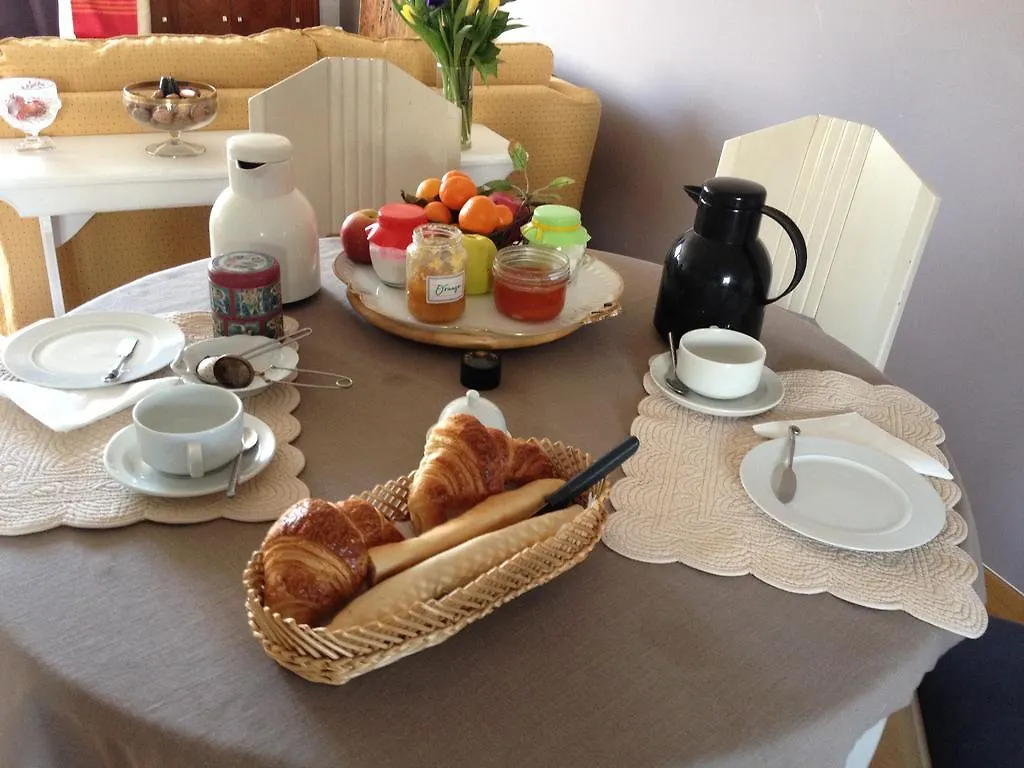 La Petite Maison Bed and Breakfast Marseille