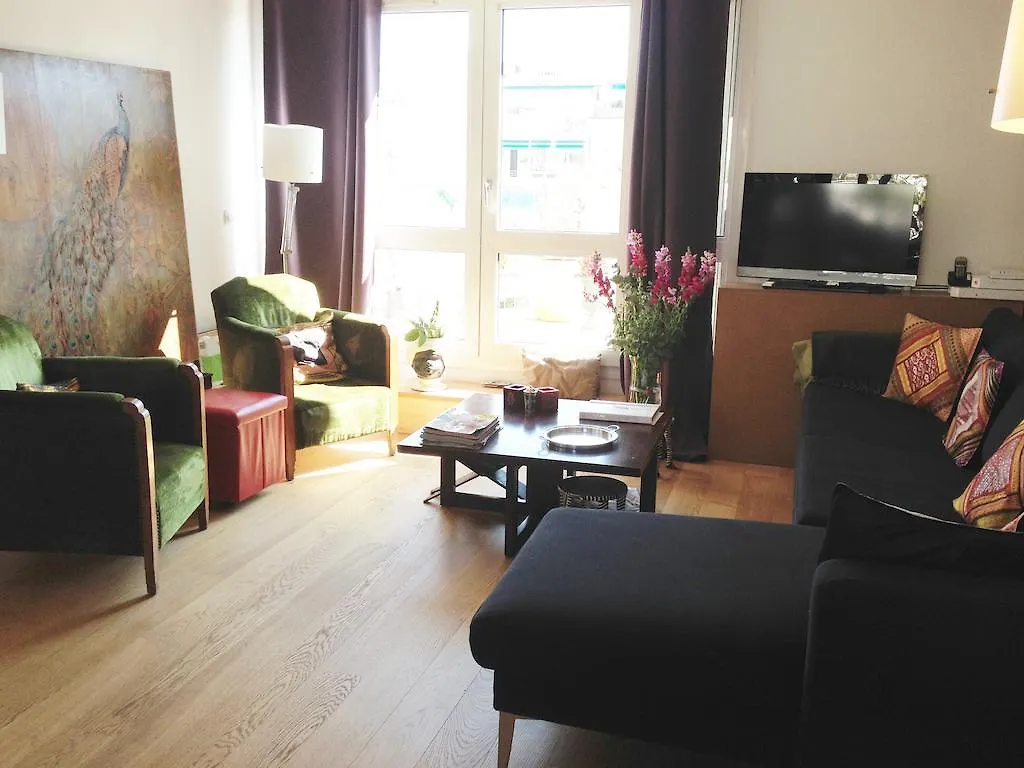 ** Bed & Breakfast La Petite Maison Marseille France